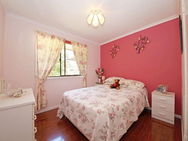 20 Azalea Court, Kallangur QLD 4503