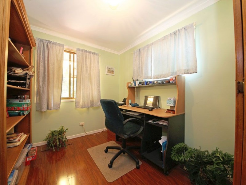 20 Azalea Court, Kallangur QLD 4503