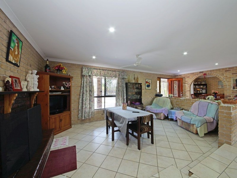 129-131 Smiths Road, Elimbah QLD 4516