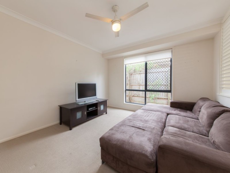 15 Dandenong Street, Forest Lake QLD 4078