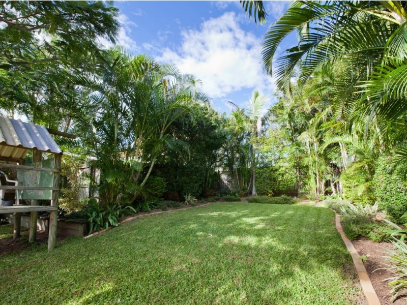 63 Donald Street, Camp Hill QLD 4152