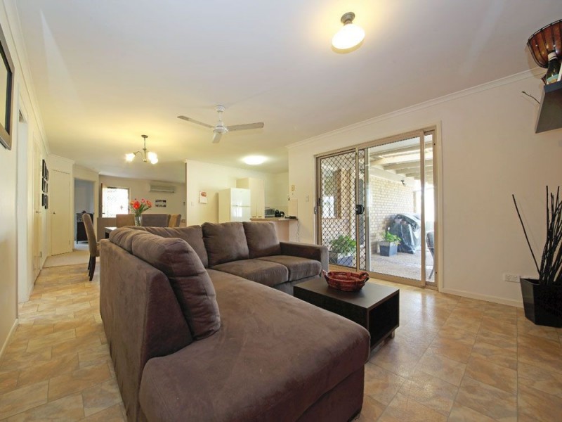 30 Butterfly Drive, Kallangur QLD 4503