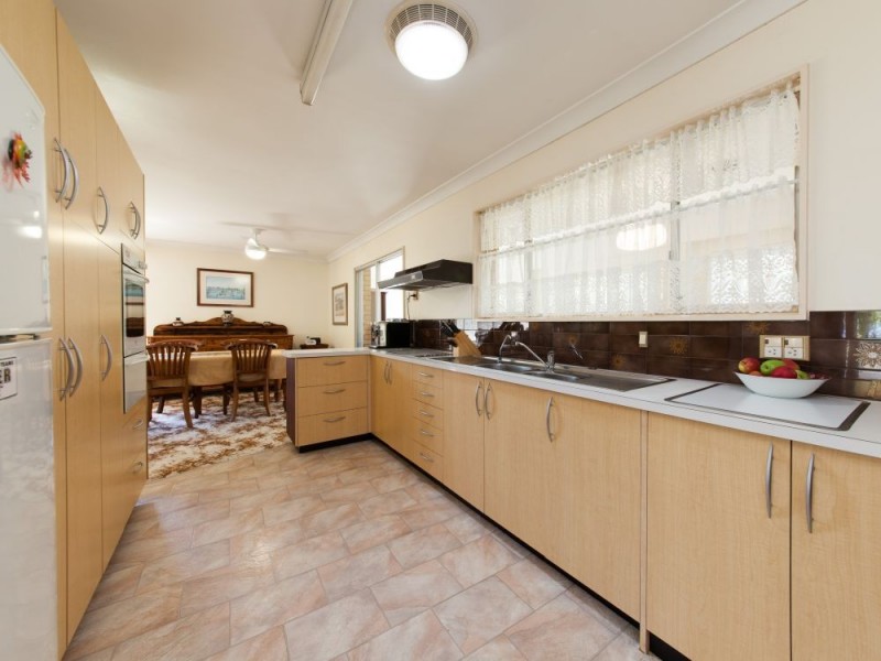 8 Hagen Street, Upper Mount Gravatt QLD 4122