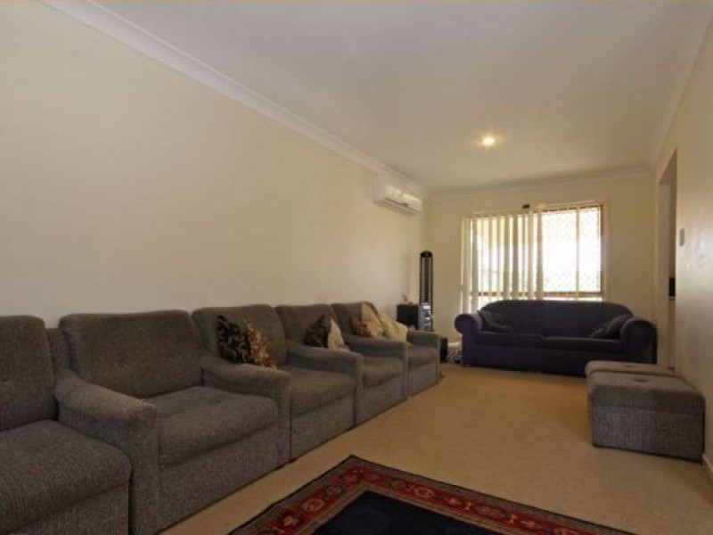 4 Tenzing Court, Warner QLD 4500