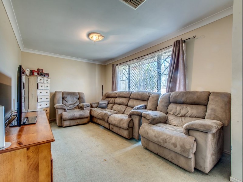 5 McKerrow Crescent, Goodna QLD 4300