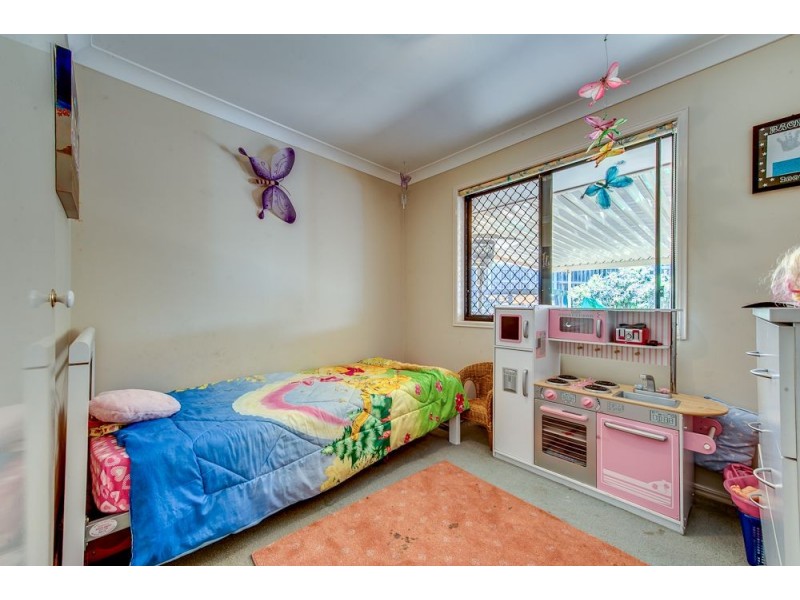 5 McKerrow Crescent, Goodna QLD 4300