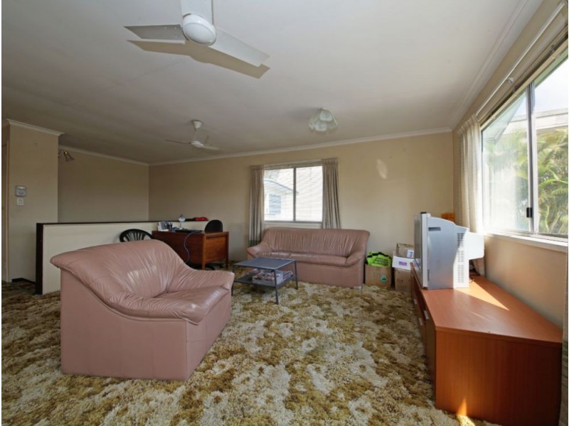 1a Station Ave, Northgate QLD 4013