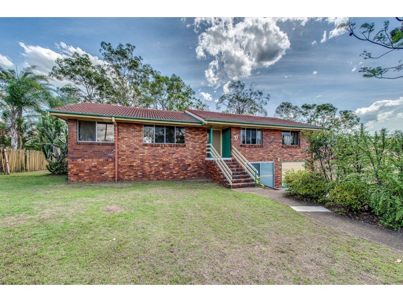 71 Barclay Street, Bundamba QLD 4304