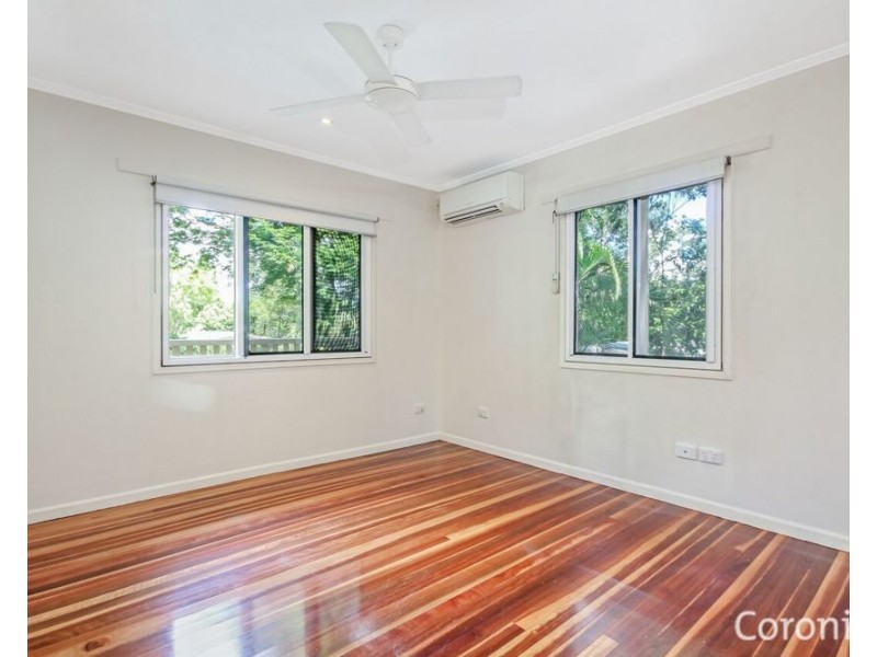 25 Dobell Street, Indooroopilly QLD 4068
