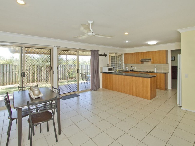 18 Christopher Place, Morayfield QLD 4506