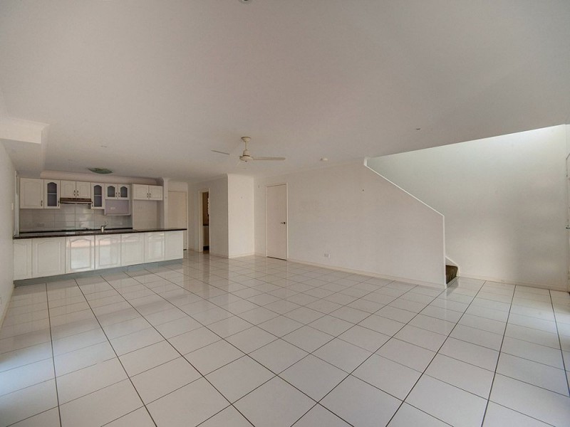 6/1 Slater Ave, Lawnton QLD 4501