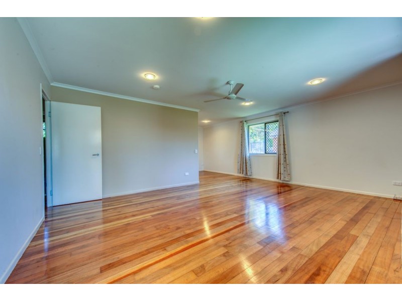 7 Sinclair Drive, Ellen Grove QLD 4078