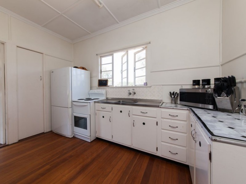 48 Rolleston Street, Keperra QLD 4054