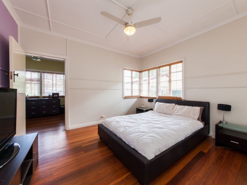 48 Rolleston Street, Keperra QLD 4054