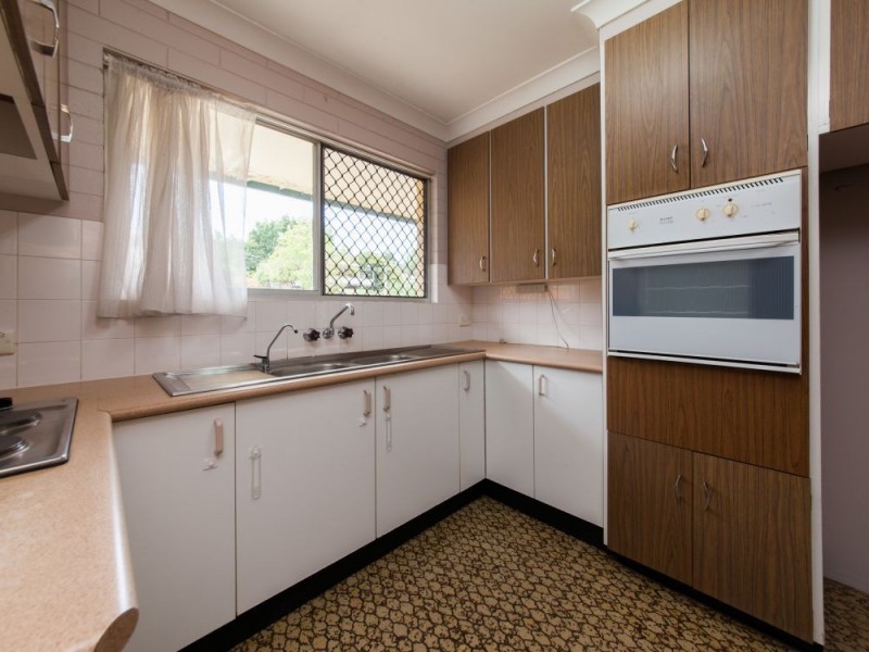 56 Woodville Place, Annerley QLD 4103