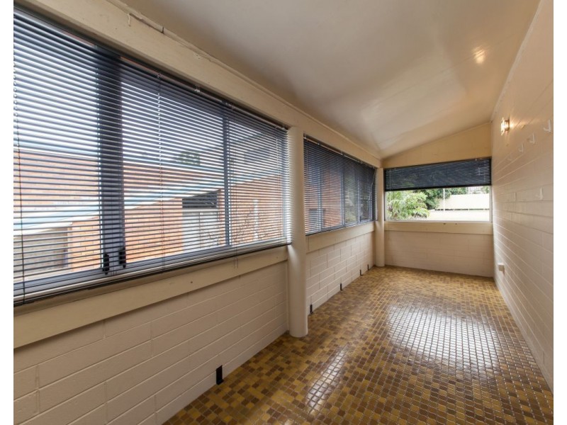 56 Woodville Place, Annerley QLD 4103