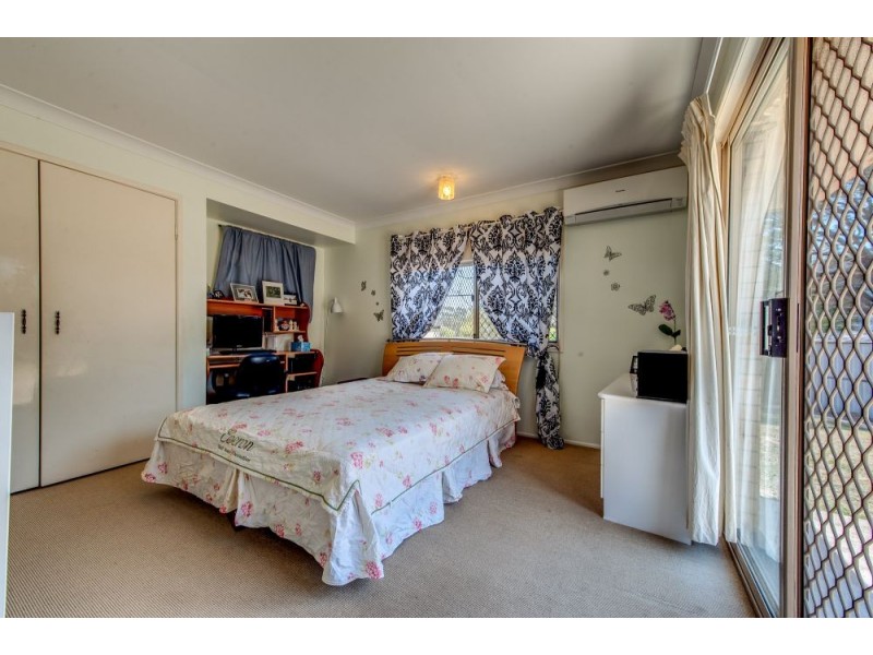 4 Pioneer Court, Durack QLD 4077