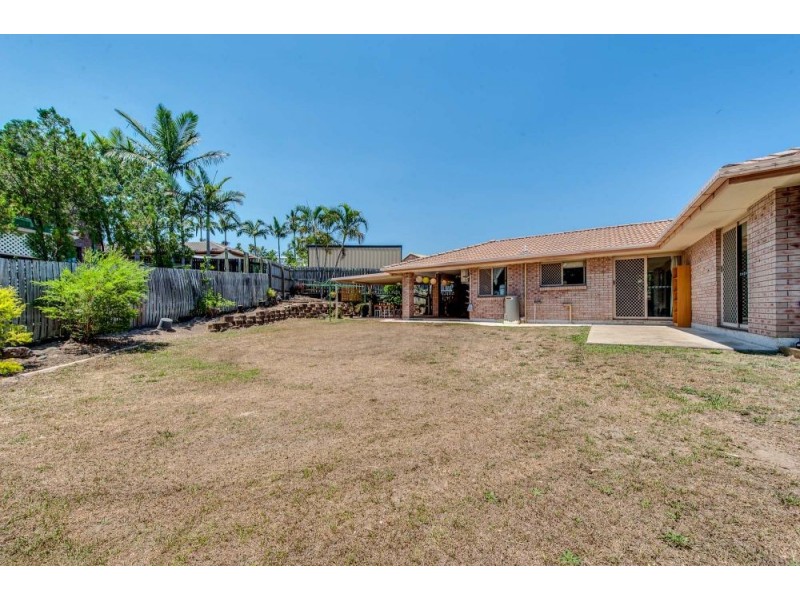 4 Pioneer Court, Durack QLD 4077