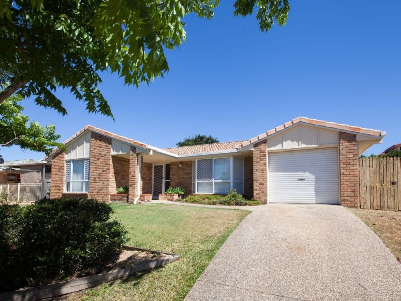 102 Kilsay Crescent, Meadowbrook QLD 4131