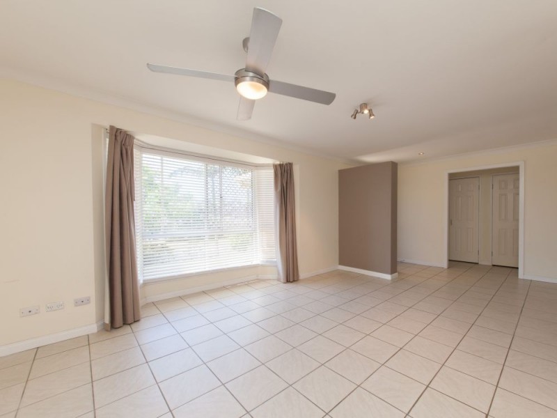 102 Kilsay Crescent, Meadowbrook QLD 4131