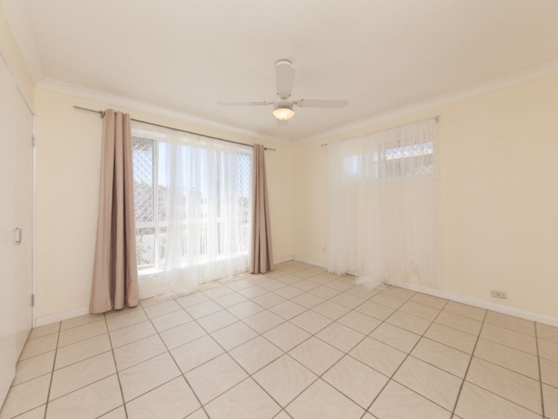 102 Kilsay Crescent, Meadowbrook QLD 4131