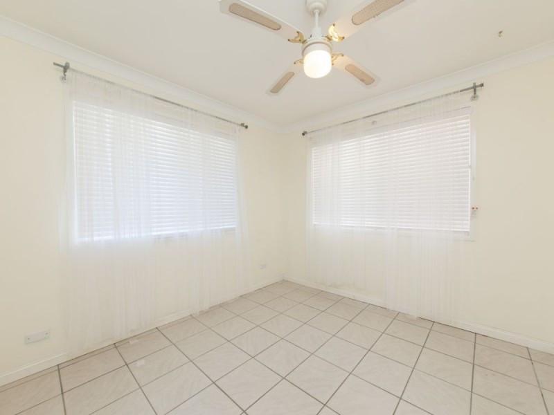 102 Kilsay Crescent, Meadowbrook QLD 4131