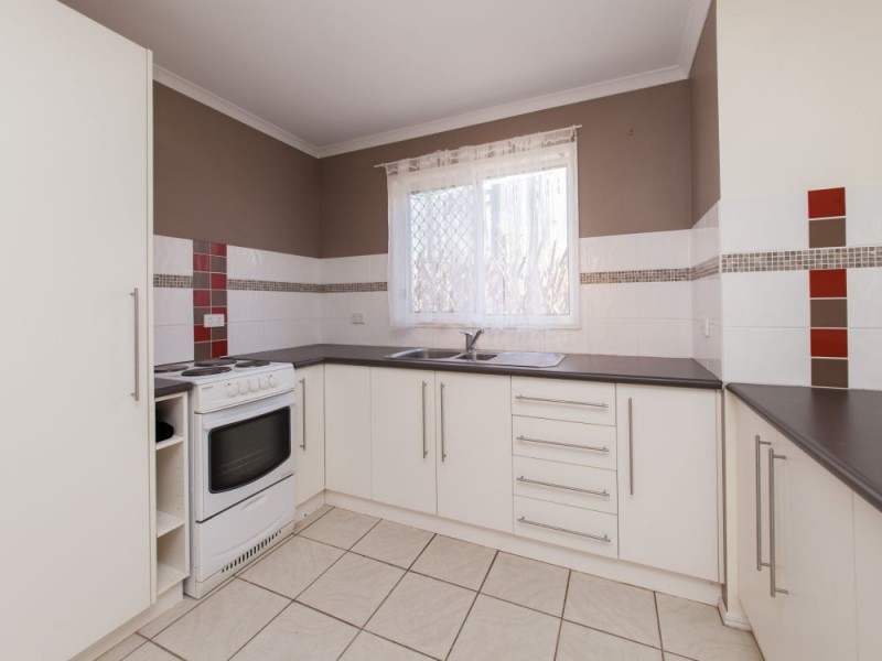 102A Kilsay Crescent, Meadowbrook QLD 4131