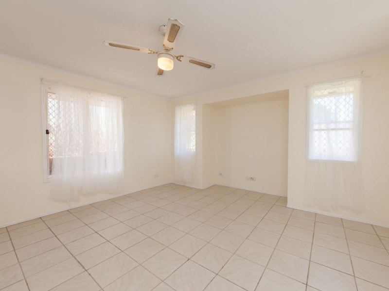 102A Kilsay Crescent, Meadowbrook QLD 4131