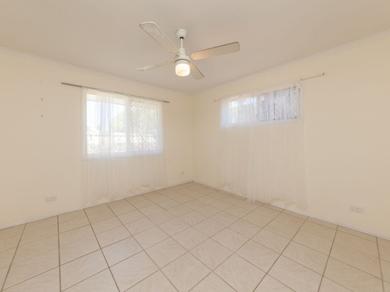 102A Kilsay Crescent, Meadowbrook QLD 4131