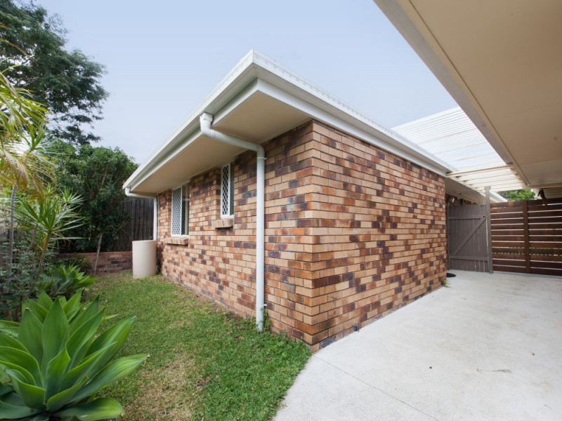 102A Kilsay Crescent, Meadowbrook QLD 4131