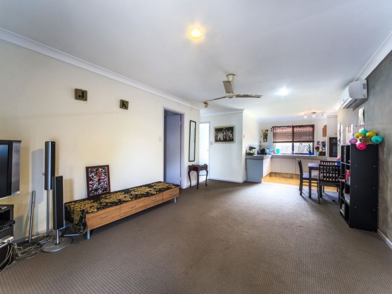 1/23 Nina Parade, Arundel QLD 4214