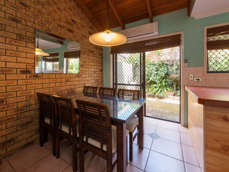 31/95 Barbaralla Dr, Springwood QLD 4127