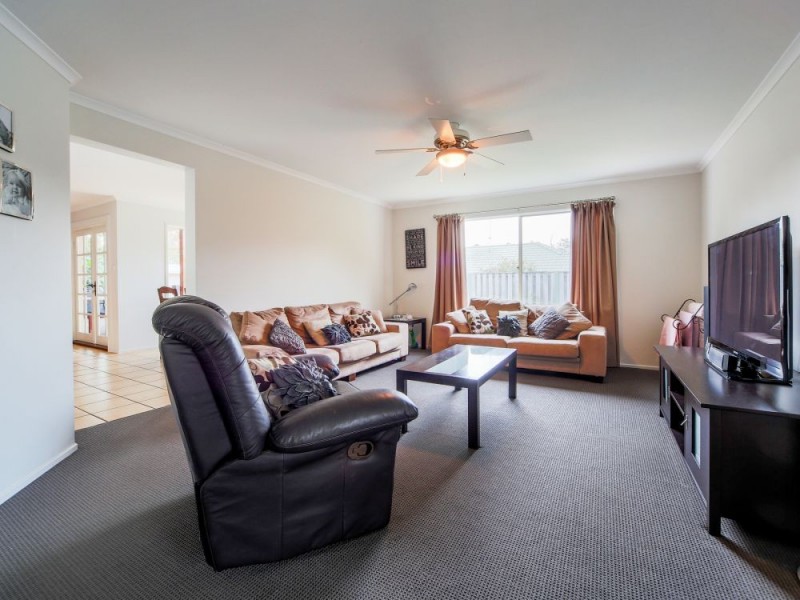 32 Brissendon Street, Maudsland QLD 4210