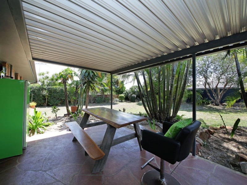 34 Moatah Drive, Beachmere QLD 4510