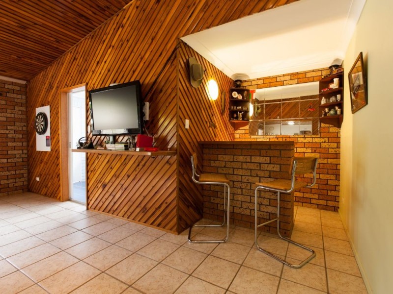 16 Edenderry Street, Manly West QLD 4179
