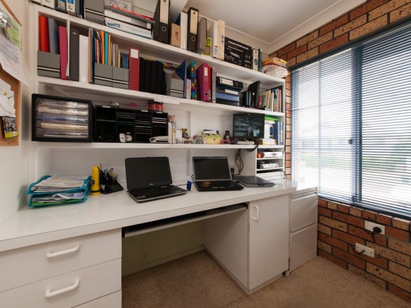 16 Edenderry Street, Manly West QLD 4179