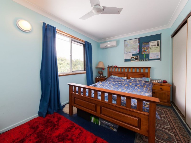 16 Edenderry Street, Manly West QLD 4179