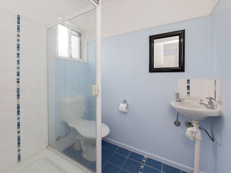 16 Edenderry Street, Manly West QLD 4179