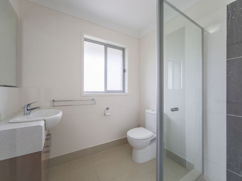 2/1 Lenton Street, Coomera QLD 4209