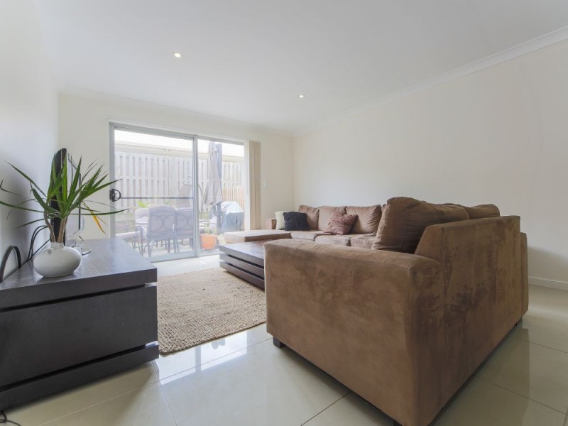 2/1 Lenton Street, Coomera QLD 4209