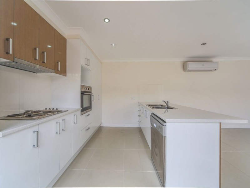 2/1 Lenton Street, Coomera QLD 4209