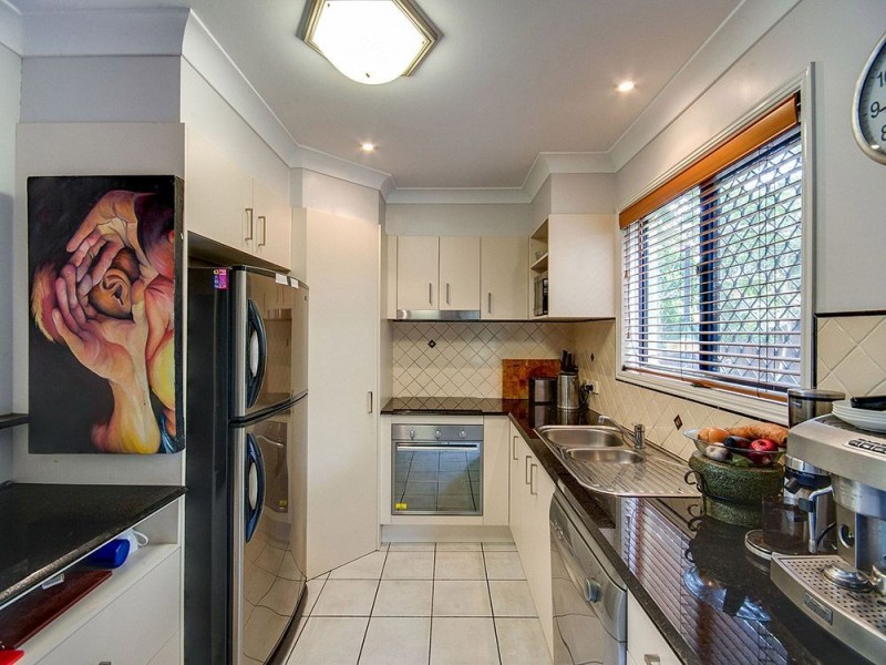 8 Alva Terrace, Gordon Park QLD 4031