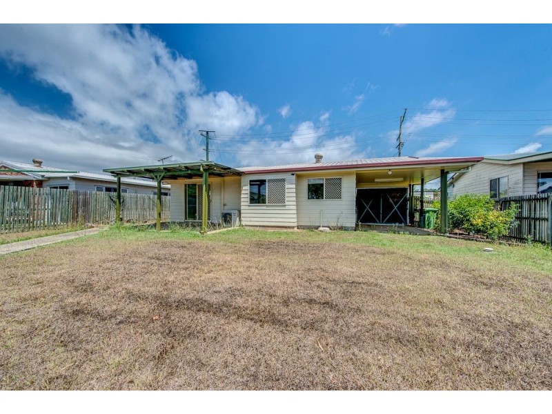 3 Diane Court, North Booval QLD 4304