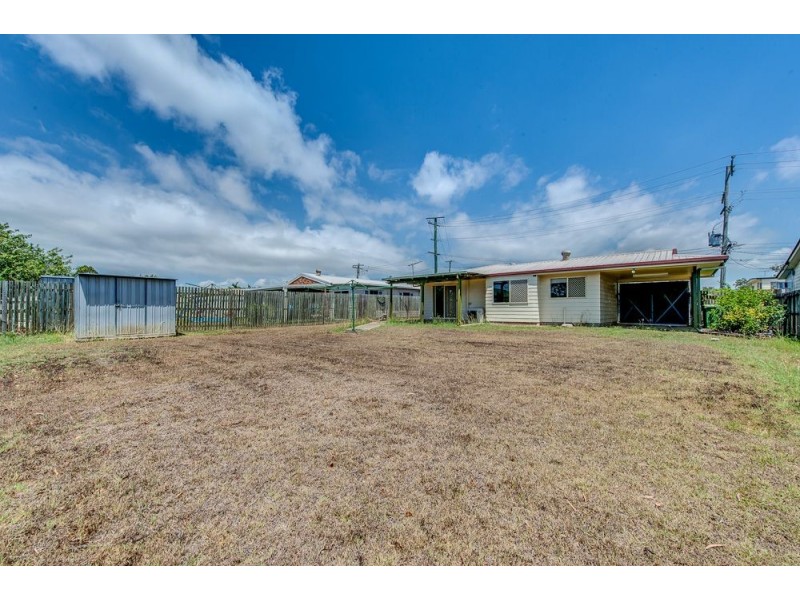 3 Diane Court, North Booval QLD 4304