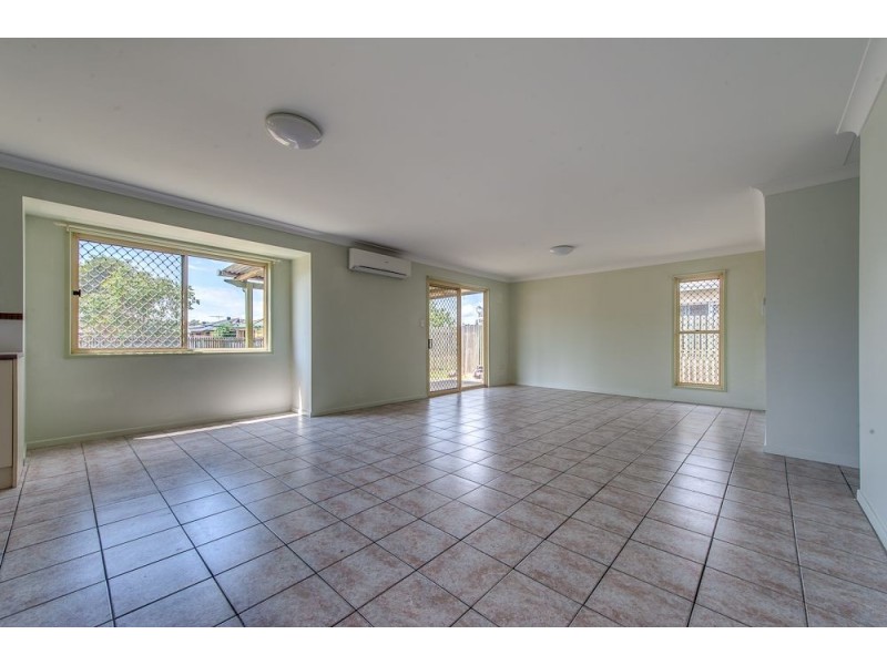 3 Diane Court, North Booval QLD 4304