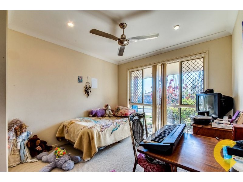 11 Windermere Street, Raceview QLD 4305