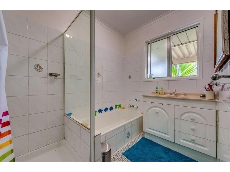 94 Ishmael Road, Camira QLD 4300