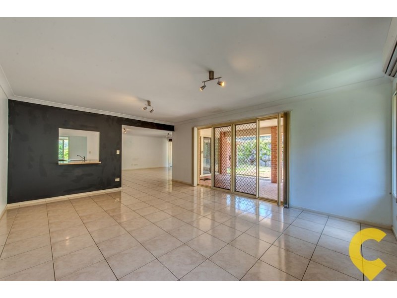 15 Ashford Circuit, Petrie QLD 4502