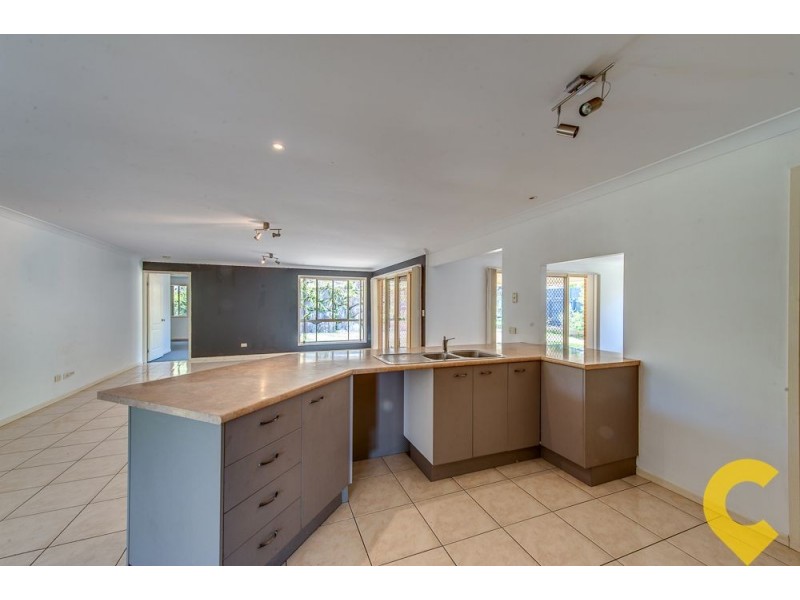 15 Ashford Circuit, Petrie QLD 4502