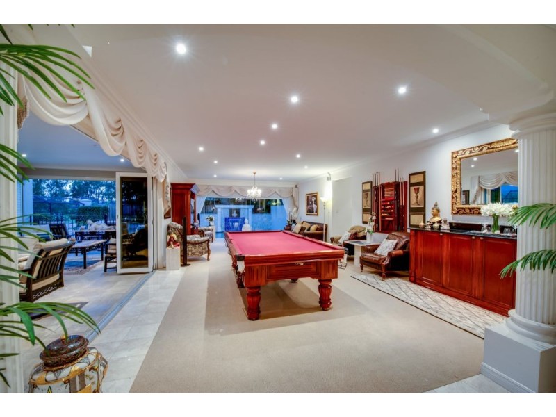 30 Riverside Terrace, Windaroo QLD 4207